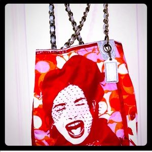 Authentic Coach beautiful tote bag!